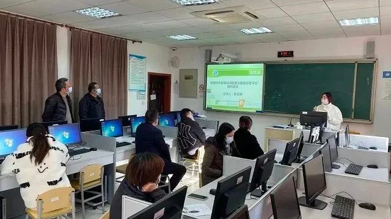 企业内部培训课程定制，如何精准匹配员工需求？**